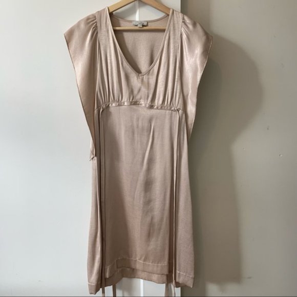 Axara Paris Champagne Dress - Picture 12 of 15